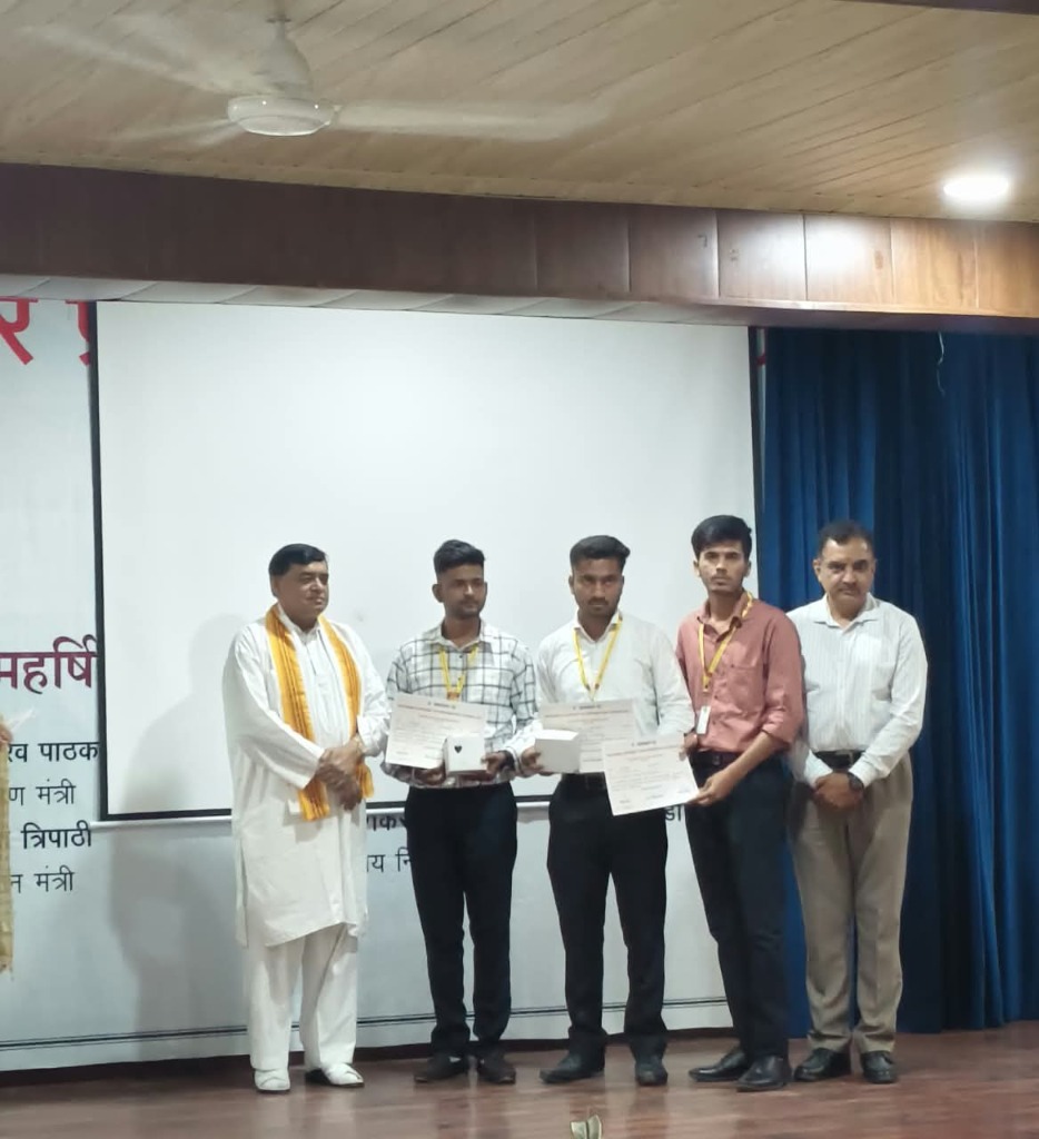 Stage felicitation by Chancellor and University Leadership